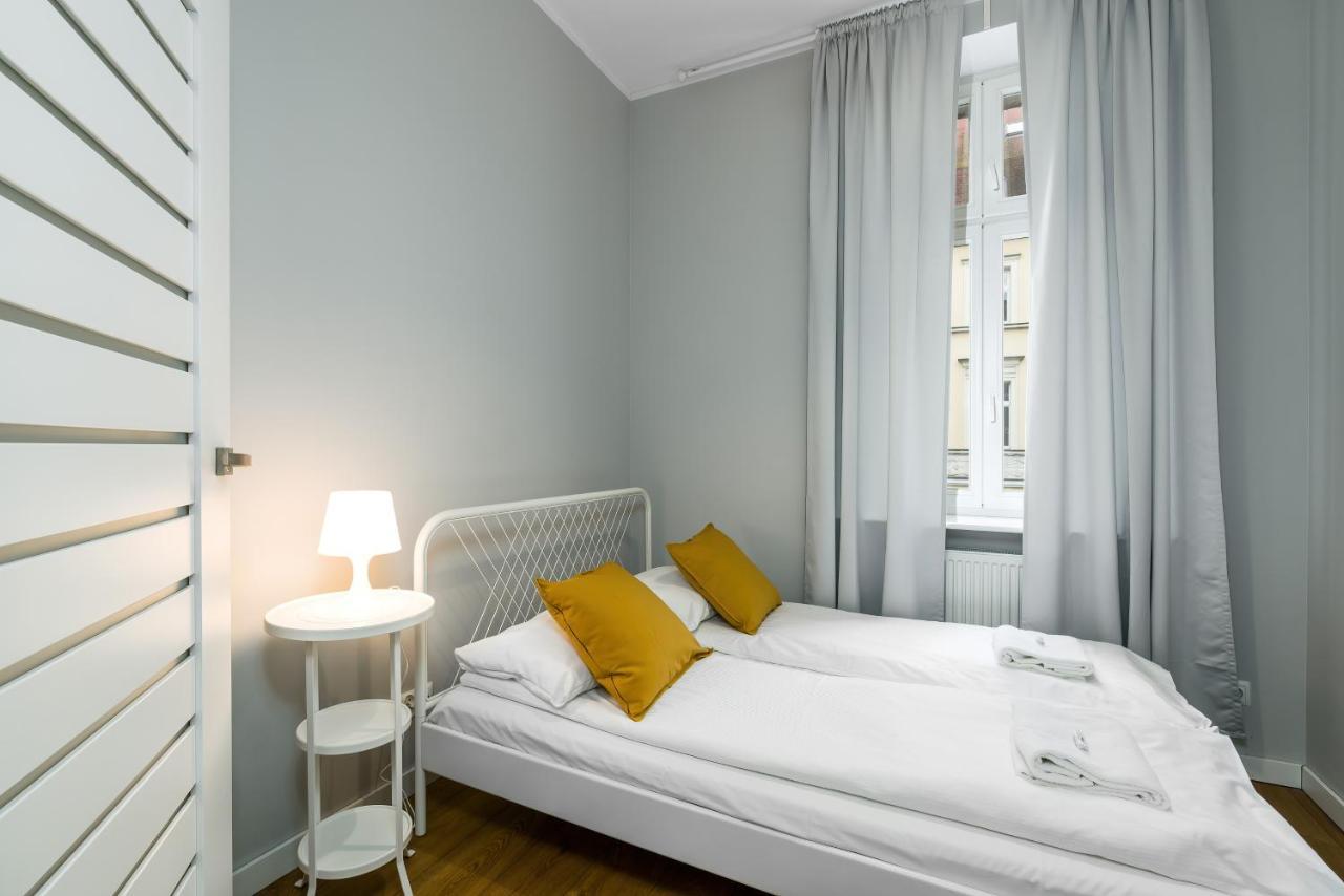 Old Town Garbary By Renters Apartment Poznan